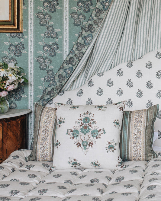 Labeaume Linen Cushion | 3 colours | 45 x 45cm