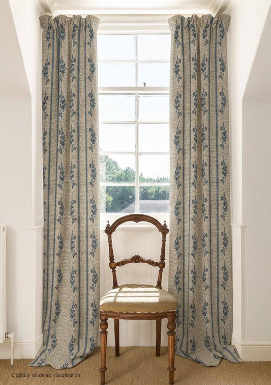 Trifolium Marchprint Linen / Midnight on Natural