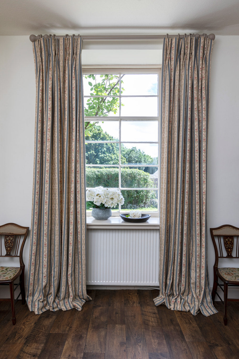 Beauclerc Stripe Wide Linen / Wedgewood