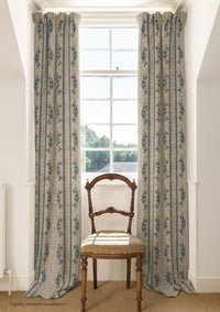 Trifolium Marchprint Linen / Midnight on Natural