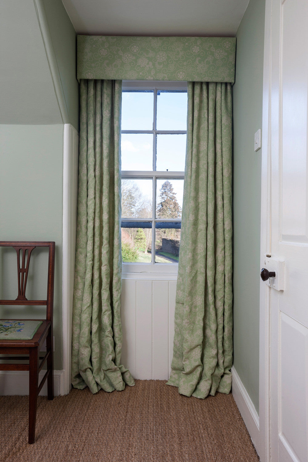 Squirl Linen / Sage