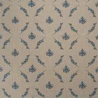 Trifolium Wreath Linen / Midnight on Natural