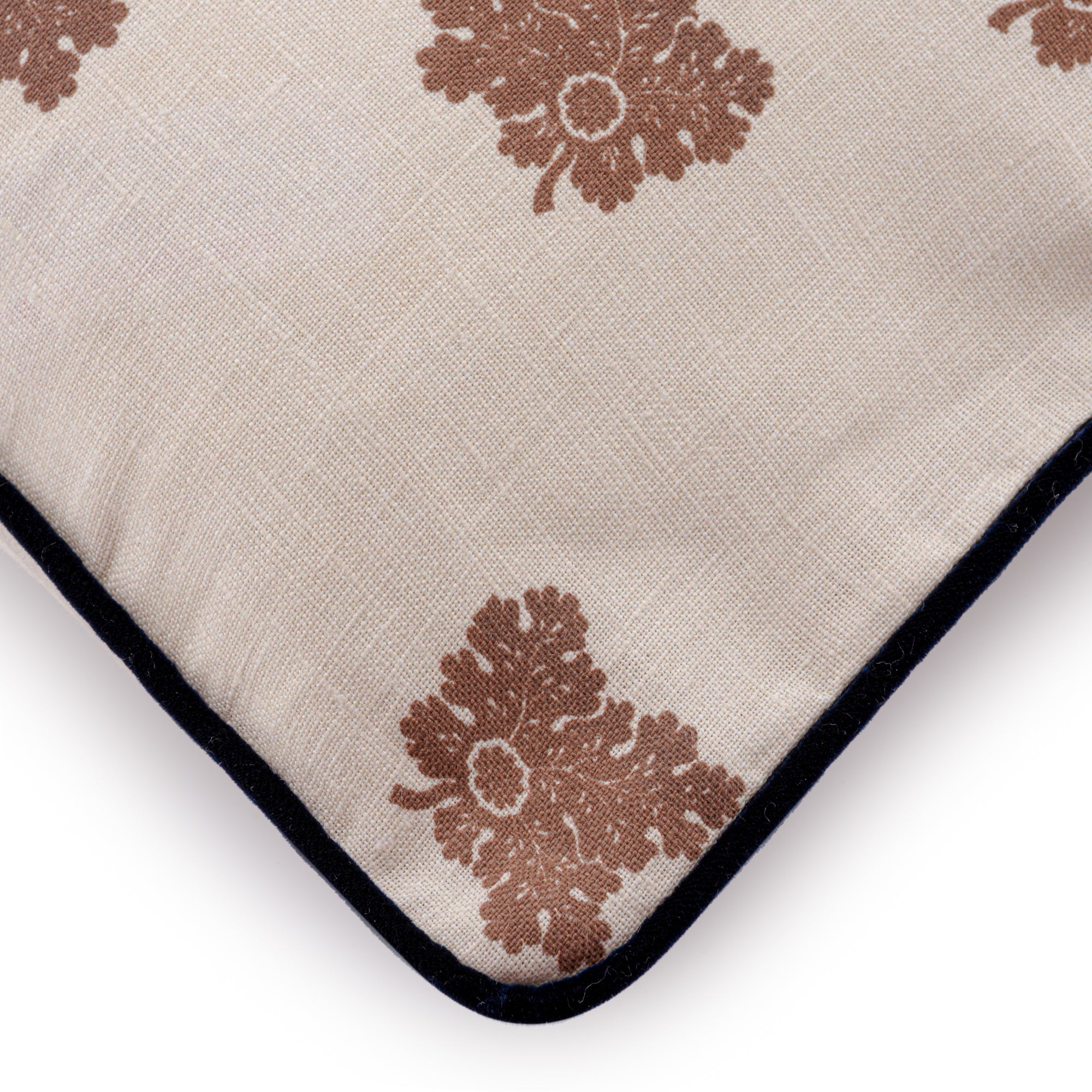 D'Arbres Walnut Linen Velvet Piped Cushion | 50 x 50cm